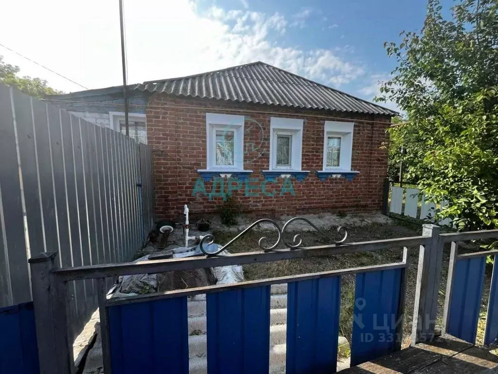 Дом в Белгородская область, Новооскольский муниципальный округ, с. ... - Фото 1