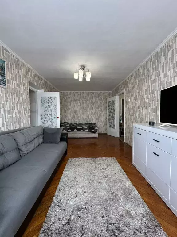3-к. квартира, 60 м, 6/10 эт. - Фото 1