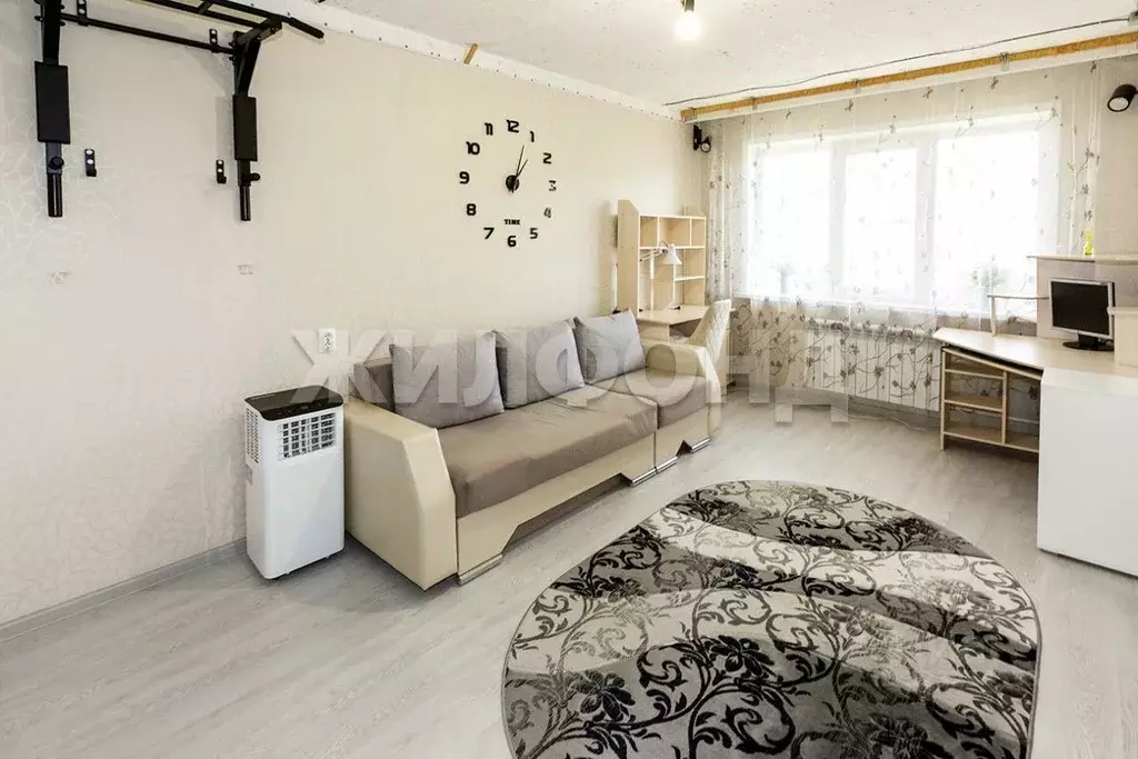 1-к кв. Алтайский край, Барнаул ул. 50 лет СССР, 19 (30.5 м) - Фото 1