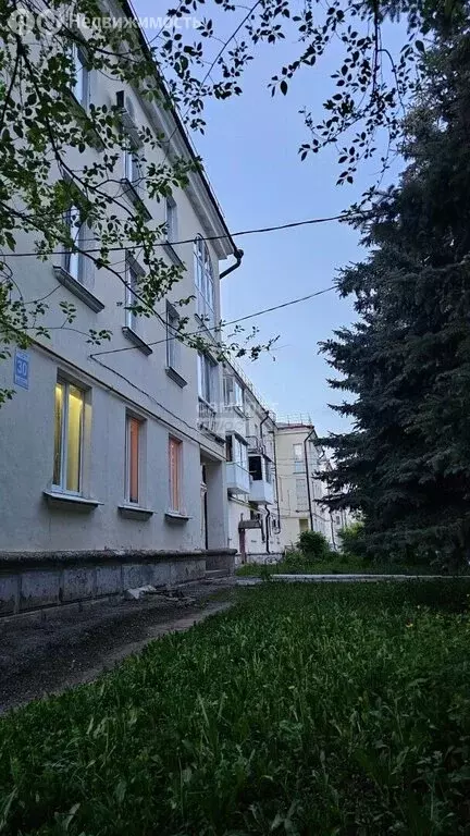 2-комнатная квартира: Октябрьский, улица Свердлова, 30 (61.4 м) - Фото 2