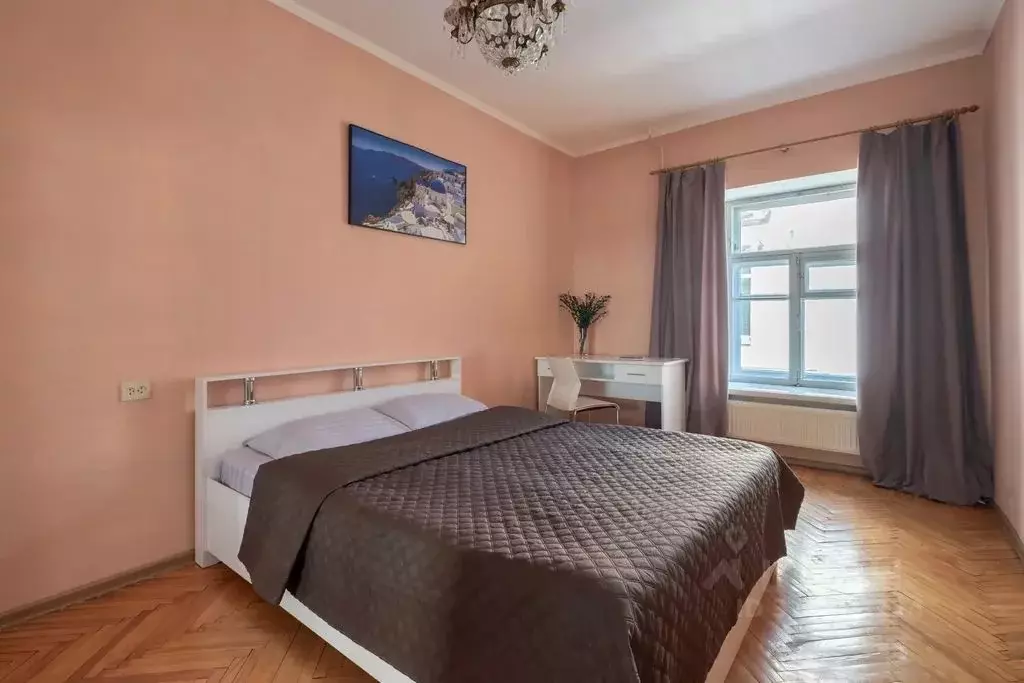3-к кв. Санкт-Петербург 2-я Васильевского острова линия, 11 (70.0 м) - Фото 0