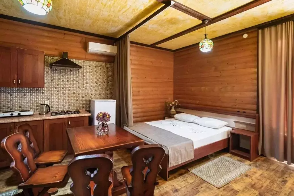 Дом в Краснодарский край, Геленджик городской округ, с. ... - Фото 2