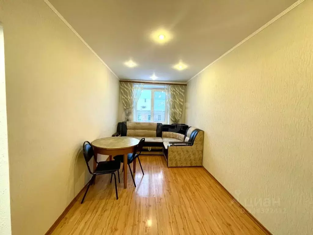 3-к кв. Смоленская область, Ярцево ул. Карла Маркса, 15 (58.0 м) - Фото 1