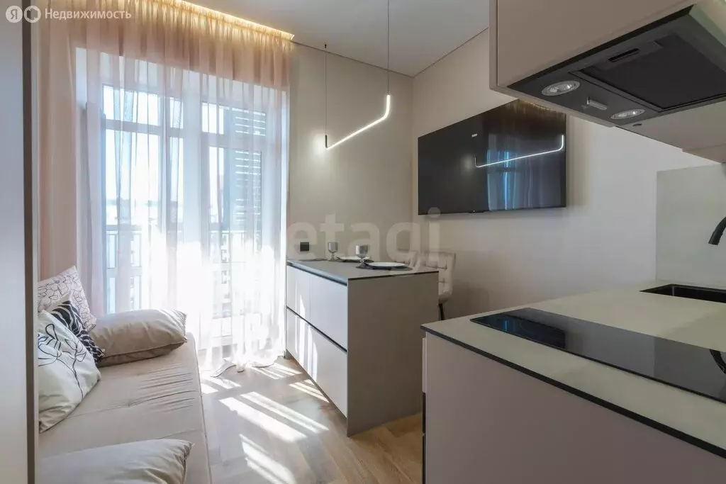 1-комнатная квартира: Пермь, улица Дзержинского, 31А (47 м) - Фото 1