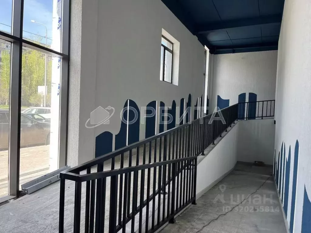 Помещение свободного назначения в Тюменская область, Тюмень ул. ... - Фото 1