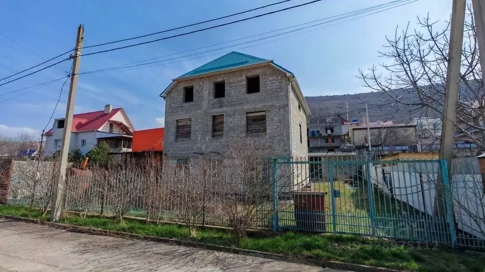 Дом в Краснодарский край, Анапа муниципальный округ, с. Сукко проезд ... - Фото 1