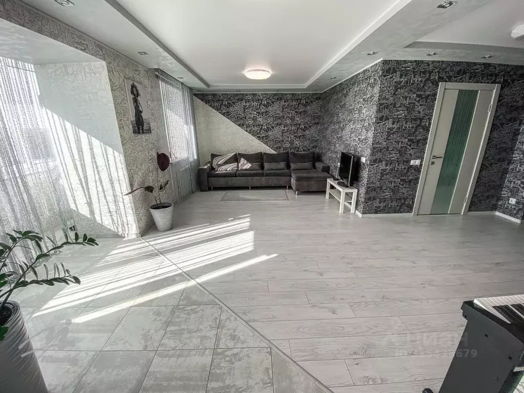5-к кв. Алтайский край, Барнаул ул. Анатолия, 6 (123.0 м) - Фото 0