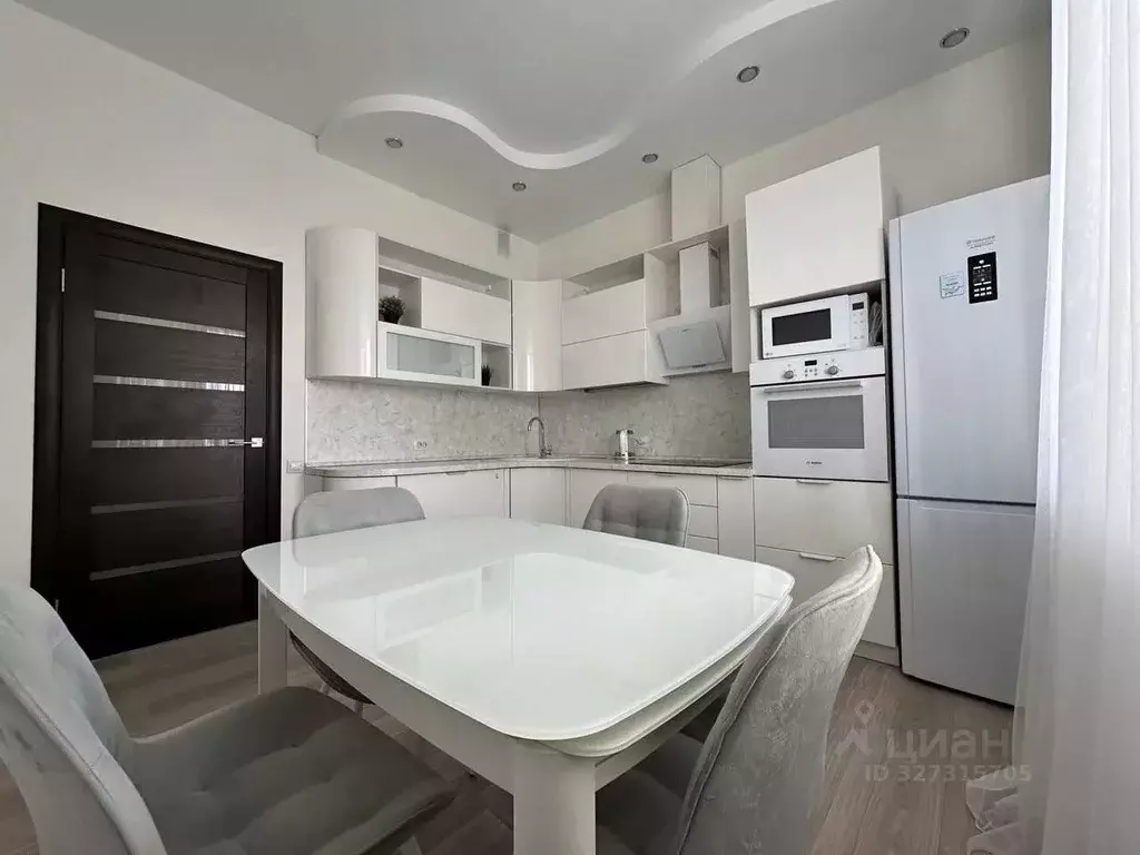 1-к кв. Татарстан, Казань ул. Павлюхина, 110В (41.0 м) - Фото 2