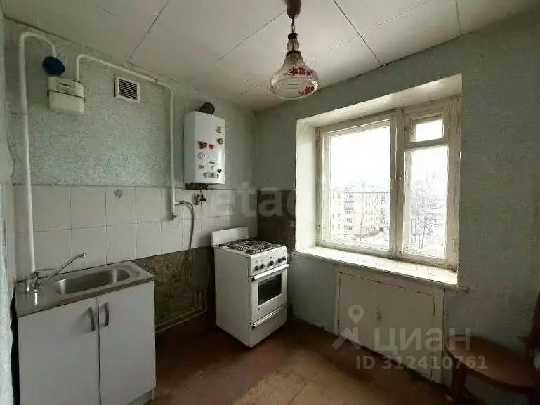 3-к кв. Вологодская область, Великий Устюг ул. Виноградова, 68 (56.9 ... - Фото 1