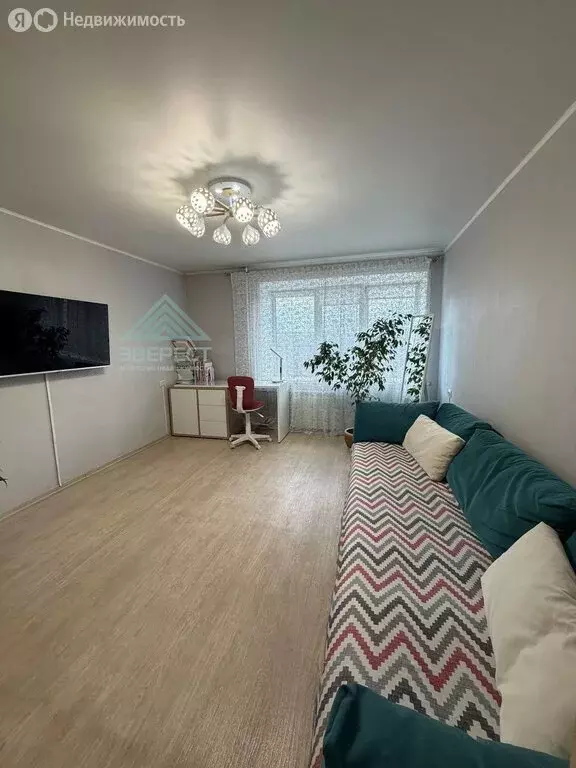 3-комнатная квартира: Абакан, улица Пушкина, 123 (61.8 м) - Фото 1