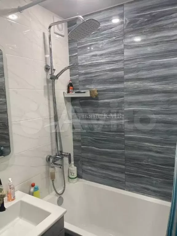 2-к. квартира, 49 м, 9/9 эт. - Фото 1