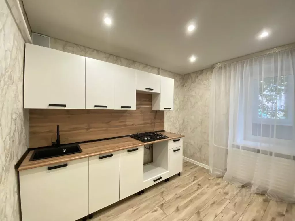 2-к кв. Башкортостан, Стерлитамак Михайловский мкр, ул. Сазонова, 30 ... - Фото 1