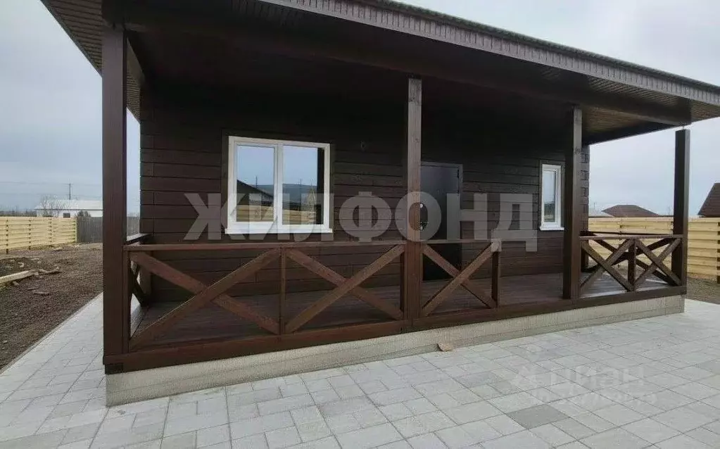 Дом в Хакасия, Усть-Абакан рп ул. Грузинская (110 м) - Фото 1