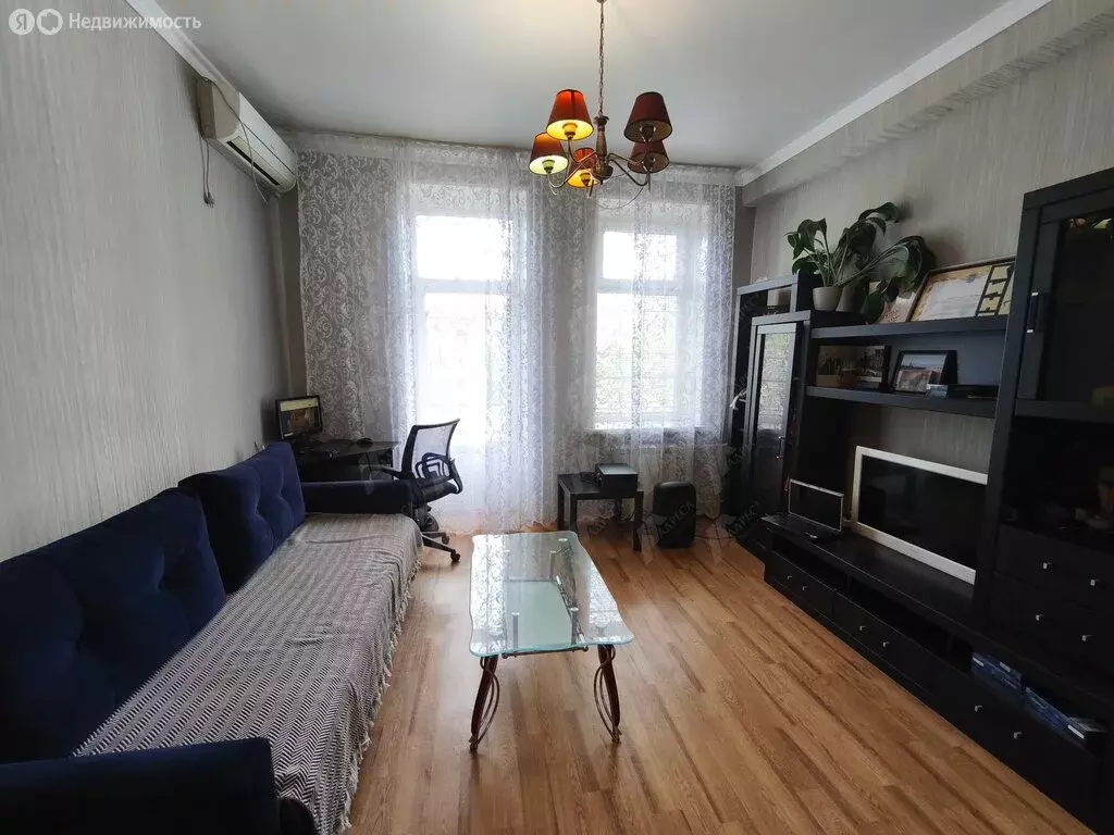 2-комнатная квартира: Астрахань, Адмиралтейская улица, 4 (47.6 м) - Фото 2