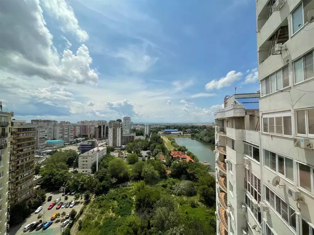 2-к кв. Краснодарский край, Краснодар Центральный мкр, ул. Кубанская ... - Фото 0