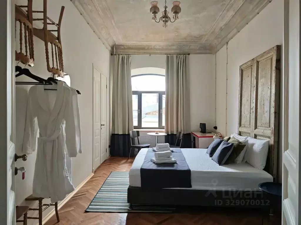 Комната Санкт-Петербург ул. Жуковского, 33 - Фото 1