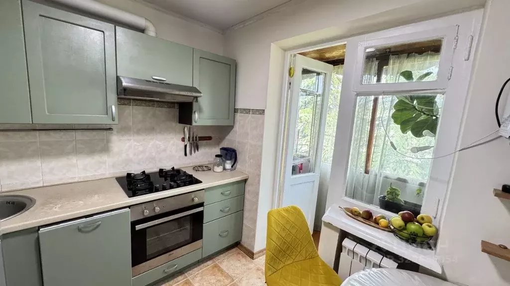 3-к кв. Краснодарский край, Сочи Альпийская ул., 33А (67.0 м) - Фото 0