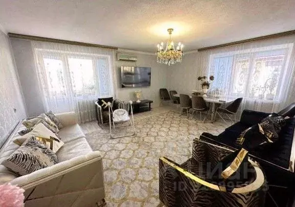 4-к кв. Чеченская республика, Грозный ул. Хамзата У. Орзамиева, 15 ... - Фото 0