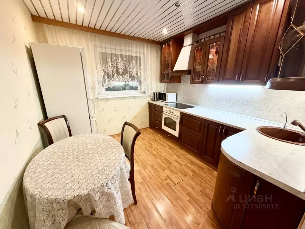 3-к кв. Мурманская область, Мурманск ул. Баумана, 45 (75.5 м) - Фото 1