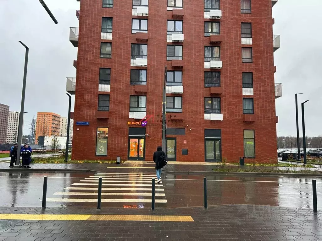 Торговая площадь в Москва ул. Саларьевская, 15к1 (164 м) - Фото 1