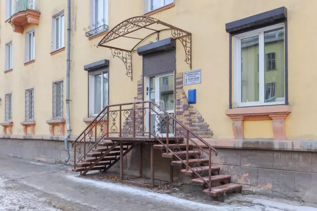 Офис в Иркутская область, Ангарск 76-й кв-л, 6 (59 м) - Фото 0