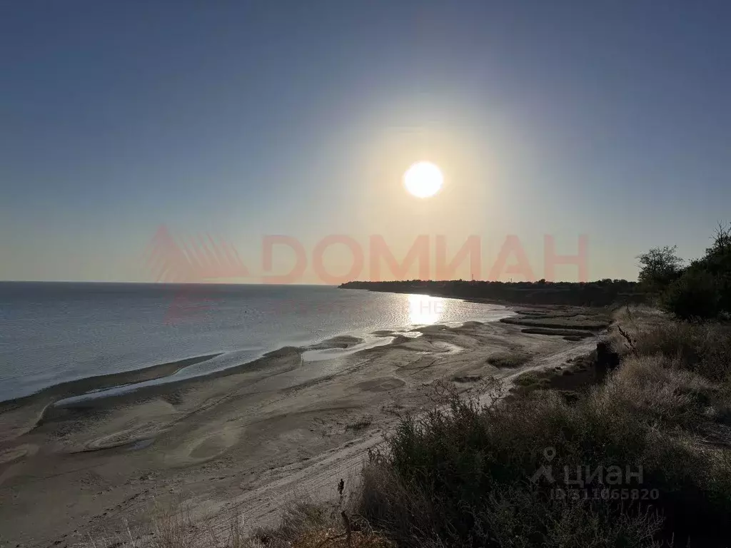 Участок в Ростовская область, Неклиновский район, Лакедемоновское ... - Фото 1