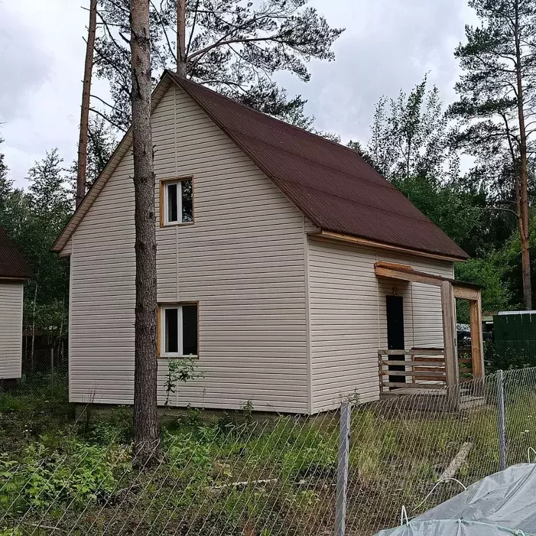 Дом в Ленинградская область, Кировский район, Павловское городское ... - Фото 1