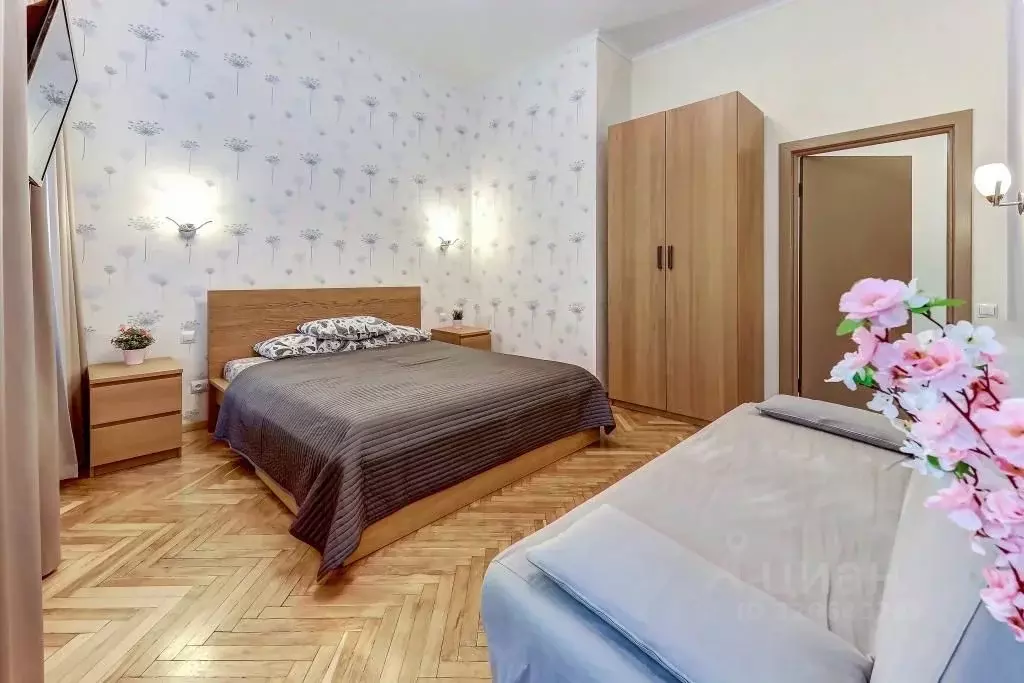 1-к кв. Санкт-Петербург 1-я Красноармейская ул., 2 (37.0 м) - Фото 1