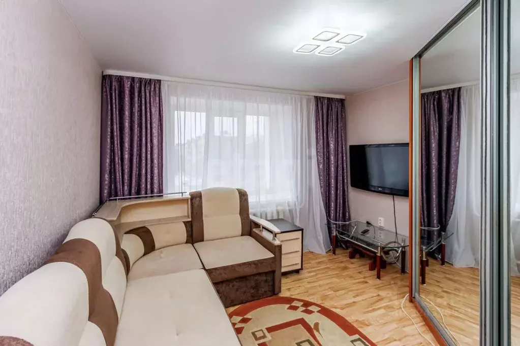 Комната Тюменская область, Тюмень Волгоградская ул., 70 (30.1 м) - Фото 1