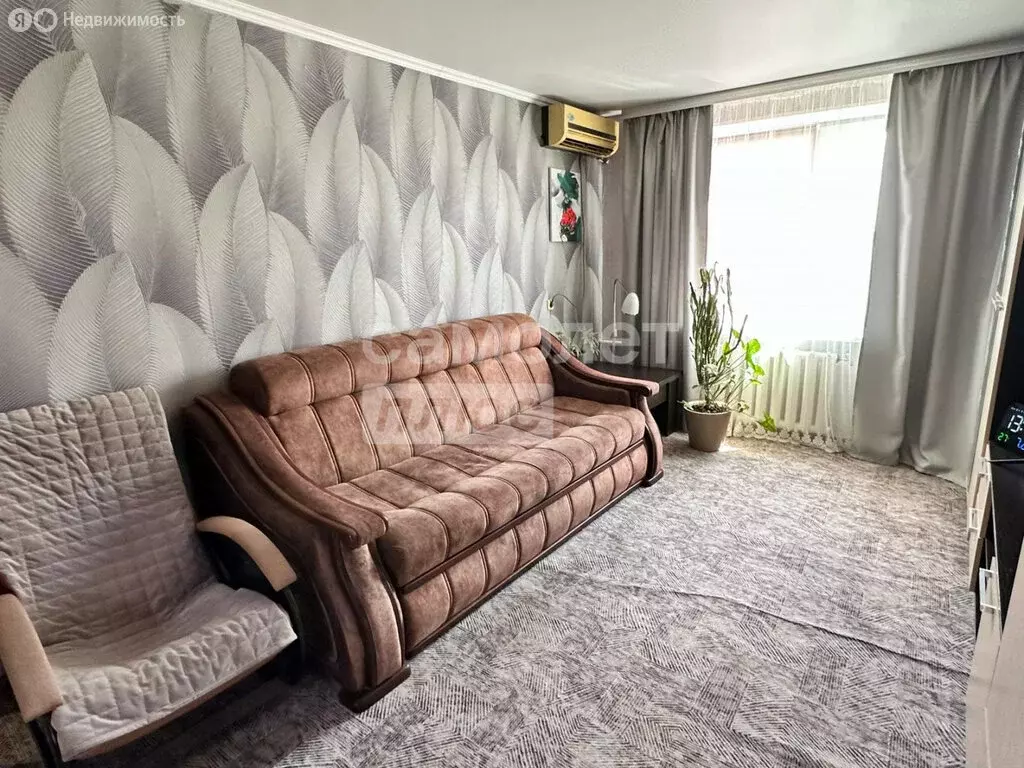 2-комнатная квартира: Фастовецкая, улица Азина, 61Б (46.9 м) - Фото 1