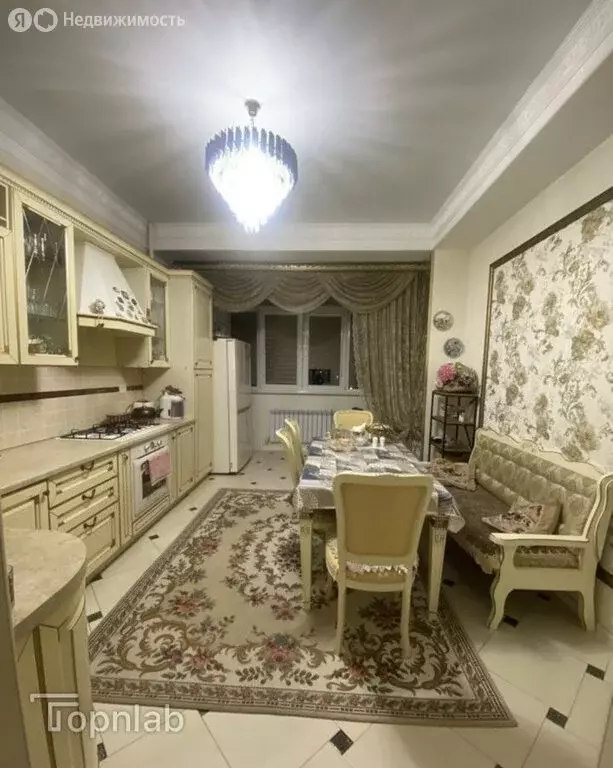 3-комнатная квартира: Каспийск, проспект М. Омарова, 12 (100 м) - Фото 2