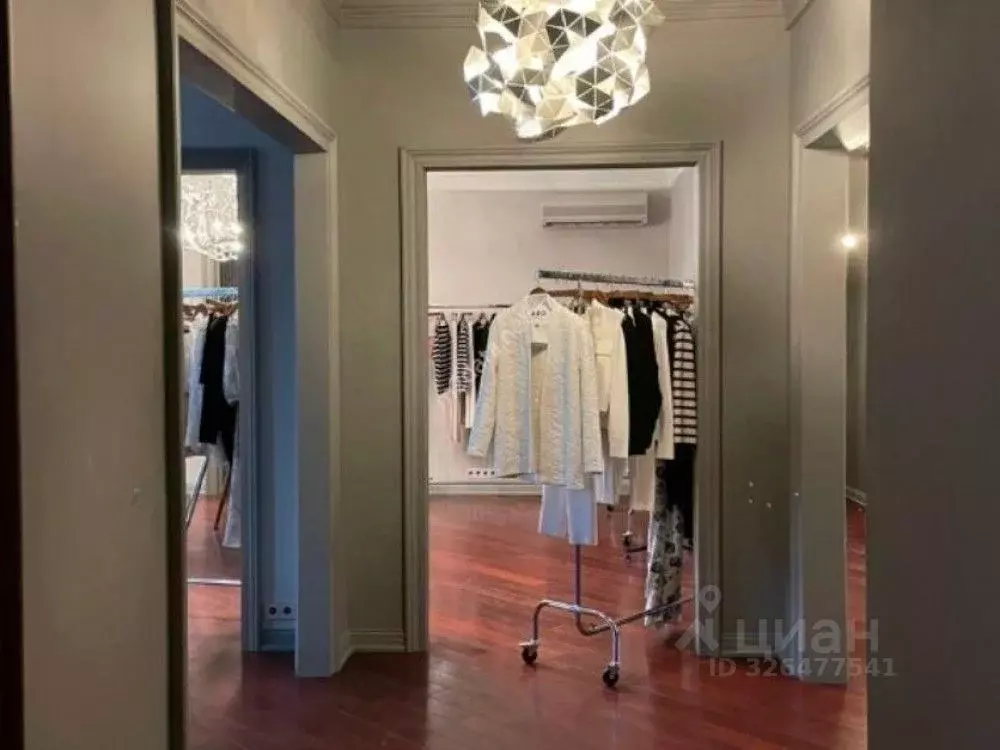 Офис в Москва ул. Малая Ордынка, 37С2 (170 м) - Фото 1