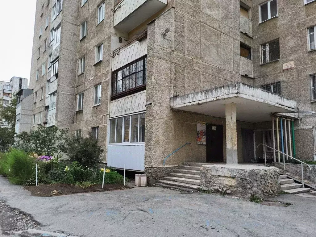 1-к кв. Свердловская область, Екатеринбург ул. Уральских Рабочих, 42 ... - Фото 2