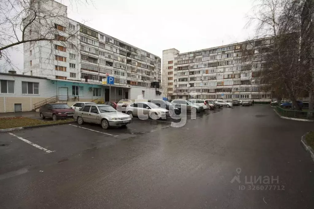 Студия Тюменская область, Тюмень ул. 30 лет Победы, 79 (12.5 м) - Фото 1