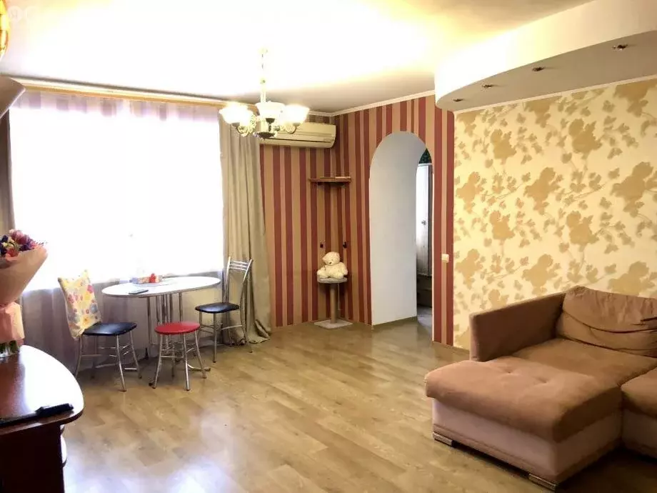 4-комнатная квартира: Самара, улица Свободы, 218 (86.2 м) - Фото 1