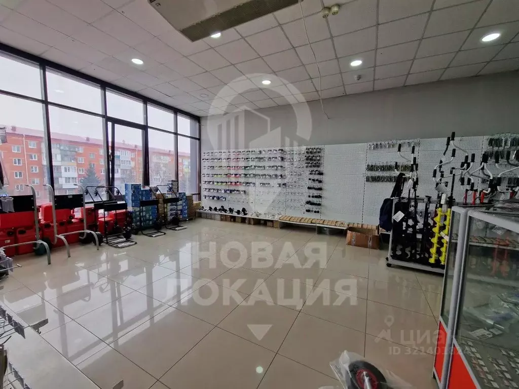 Торговая площадь в Омская область, Омск Октябрьская ул., 127 (300 м) - Фото 2