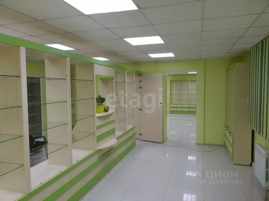 Торговая площадь в Сахалинская область, Южно-Сахалинск просп. Мира, 47 ... - Фото 1