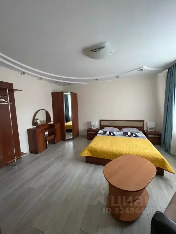 3-к кв. Пермский край, Пермь Екатерининская ул., 165 (80.0 м) - Фото 1