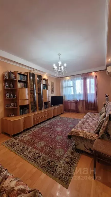 2-к кв. Астраханская область, Астрахань ул. Куликова, 42к3 (58.4 м) - Фото 2