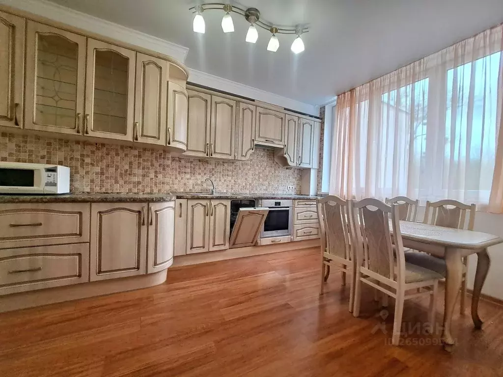3-к кв. Калининградская область, Калининград ул. Гайдара, 122 (90.0 м) - Фото 1