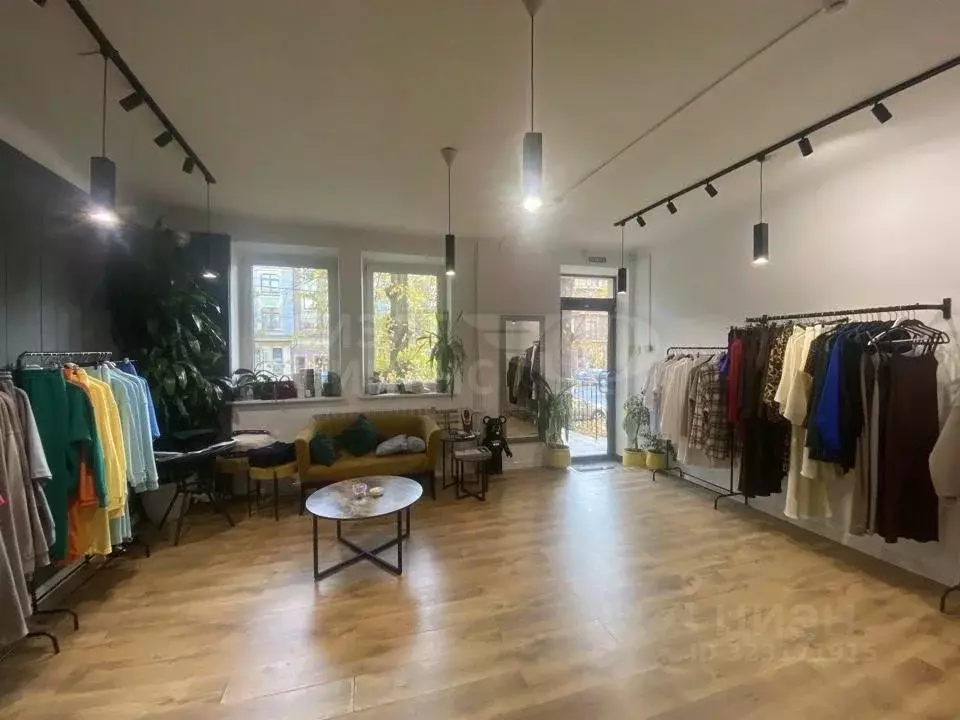 Торговая площадь в Калининградская область, Калининград просп. Мира, ... - Фото 2