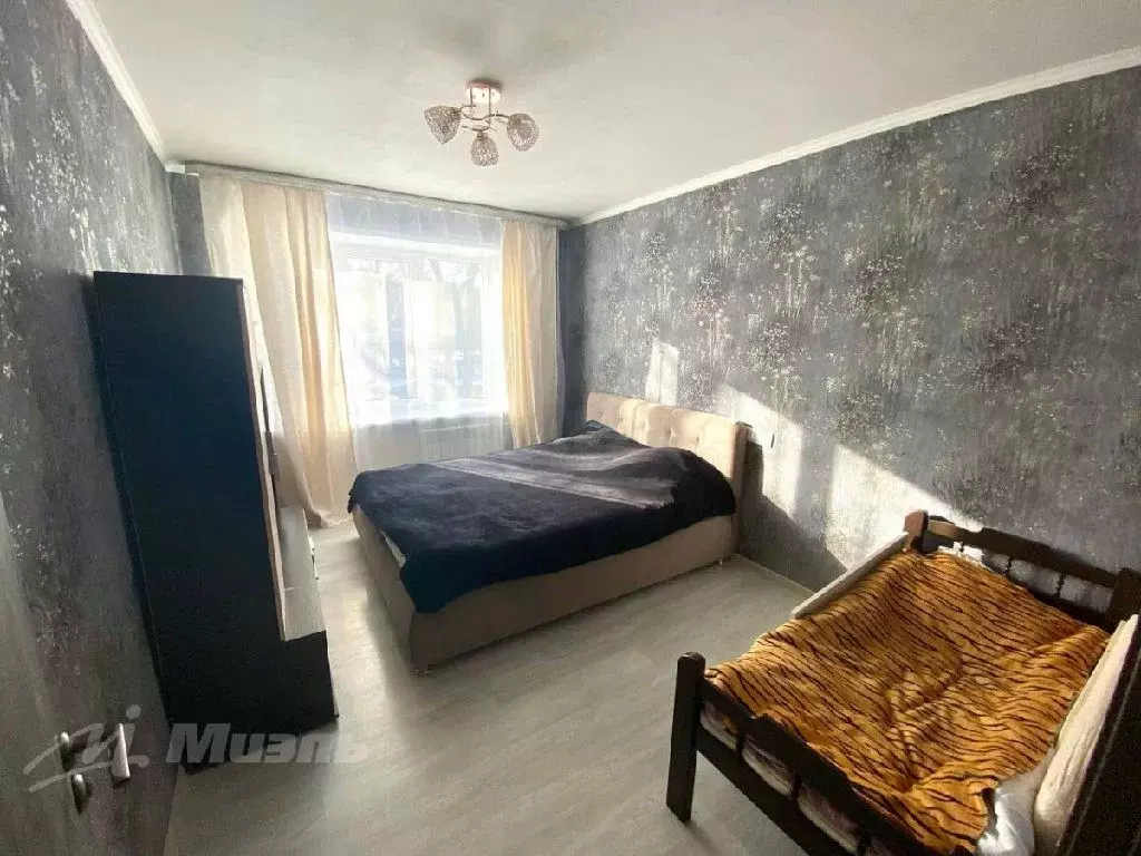 Продается 3-комнатная квартира - Фото 1