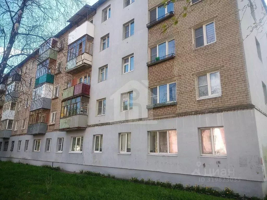 2-к кв. Ярославская область, Ярославль ул. Бахвалова, 9а (45.1 м) - Фото 0