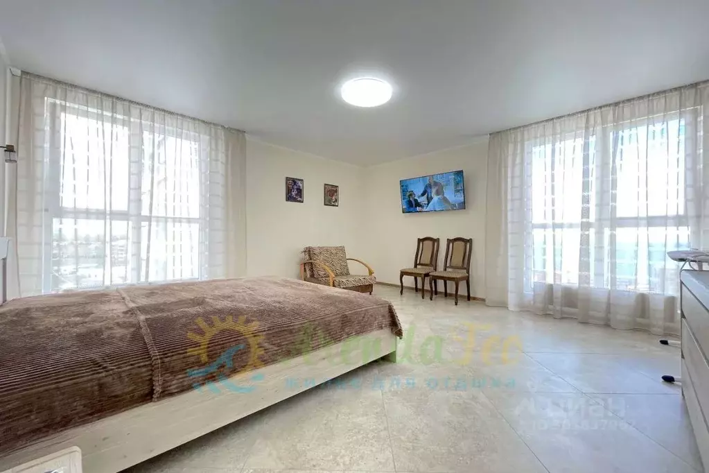 2-к кв. Крым, Феодосия наб. Черноморская, 1К (65.0 м) - Фото 1