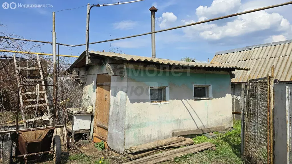 Дом в село Нижняя Павловка, Почтовая улица, 15 (35 м) - Фото 1