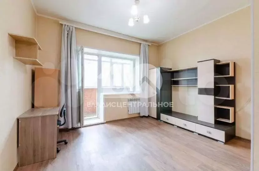 1-к. квартира, 40м, 4/4эт. - Фото 0