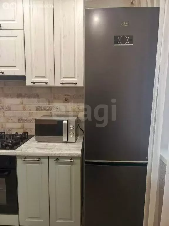 2-комнатная квартира: Энгельс, Партизанская улица, 1 (52.9 м) - Фото 1