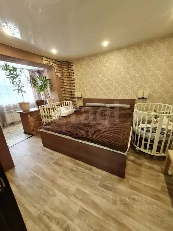 2-к кв. Новосибирская область, Искитим Индустриальный мкр, 32 (46.7 м) - Фото 0