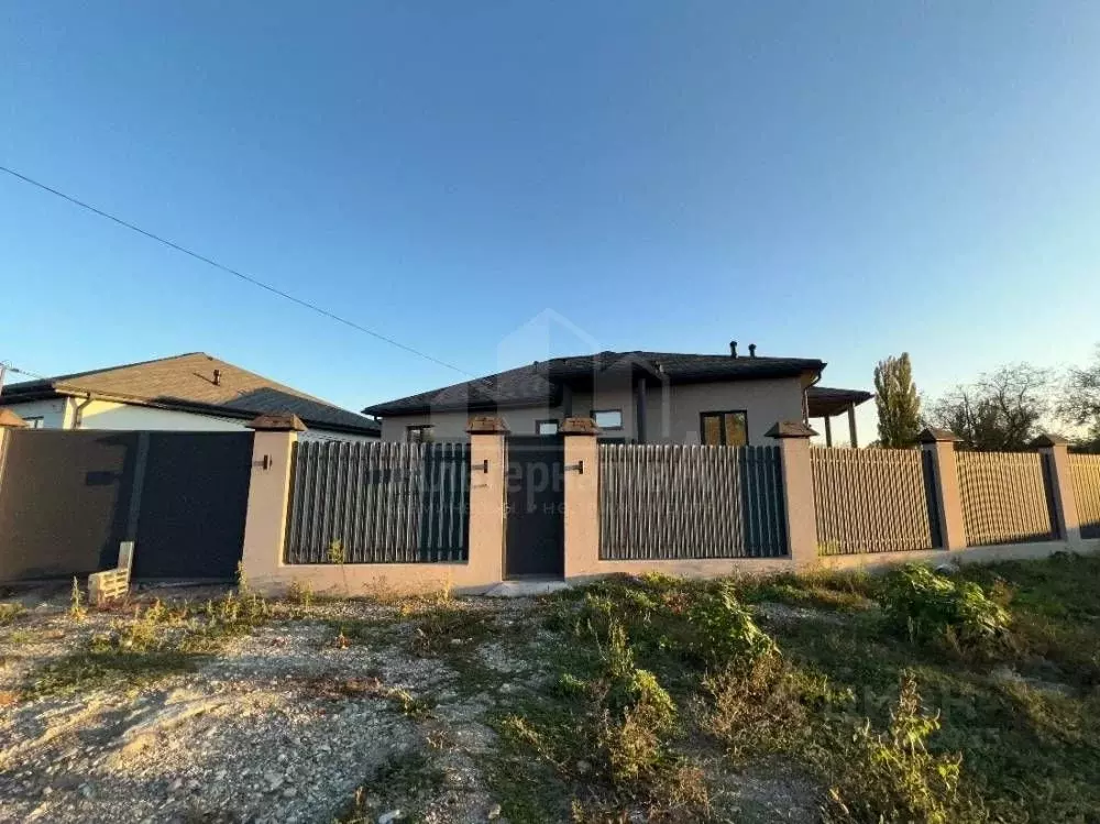 Дом в Ставропольский край, Пятигорск городской округ, с. Золотушка ул. ... - Фото 1