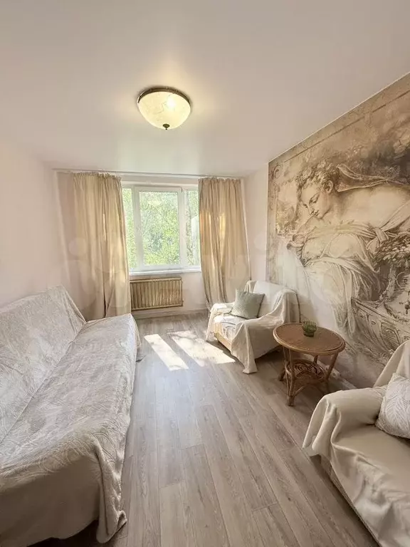 2-к. квартира, 55 м, 4/9 эт. - Фото 0